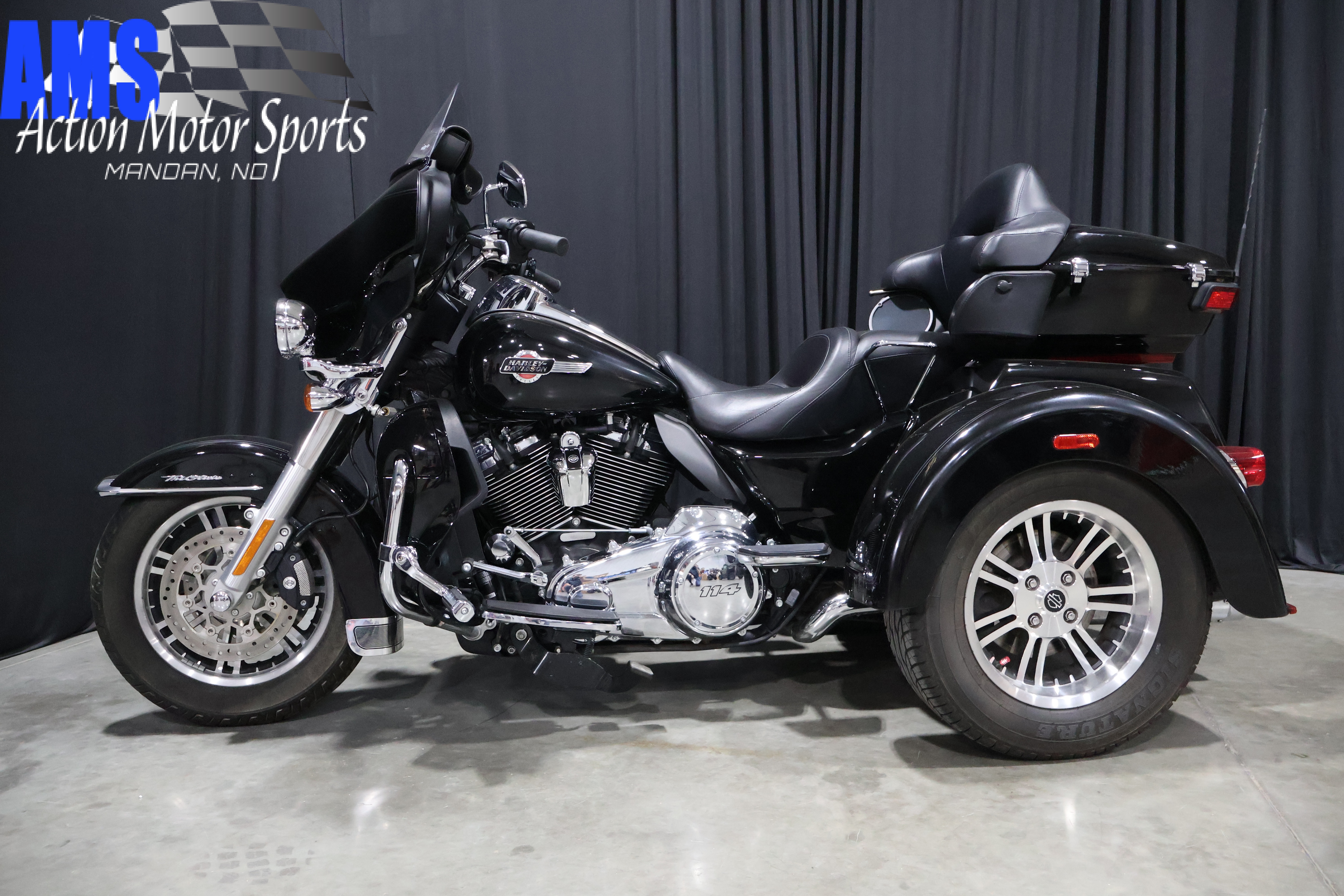 2024 Harley-Davidson® Tri Glide® Ultra