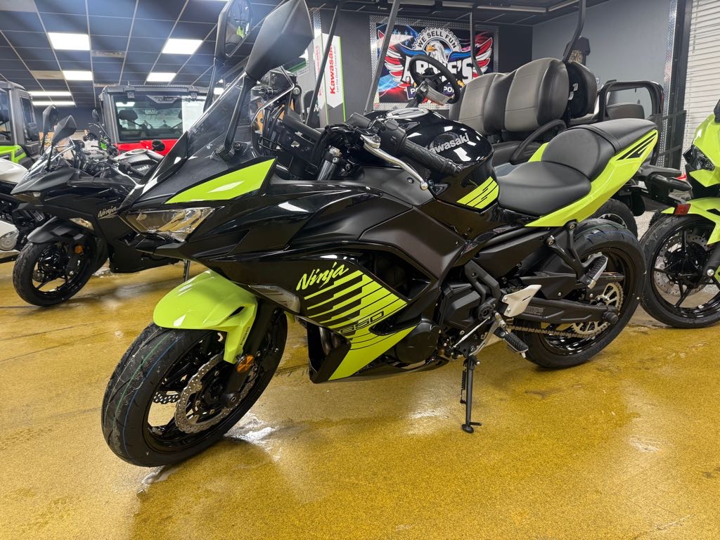 2026 Kawasaki Ninja® 650 ABS