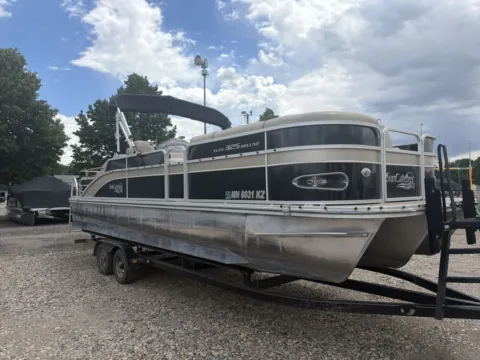 2012 G-3 ELITE 325C TRIPLE 225HP LEGS BUNK TRAILER