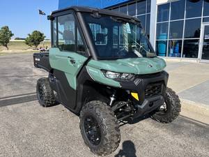 2026 Can-Am Defender DPS CAB HD9 Compass Green