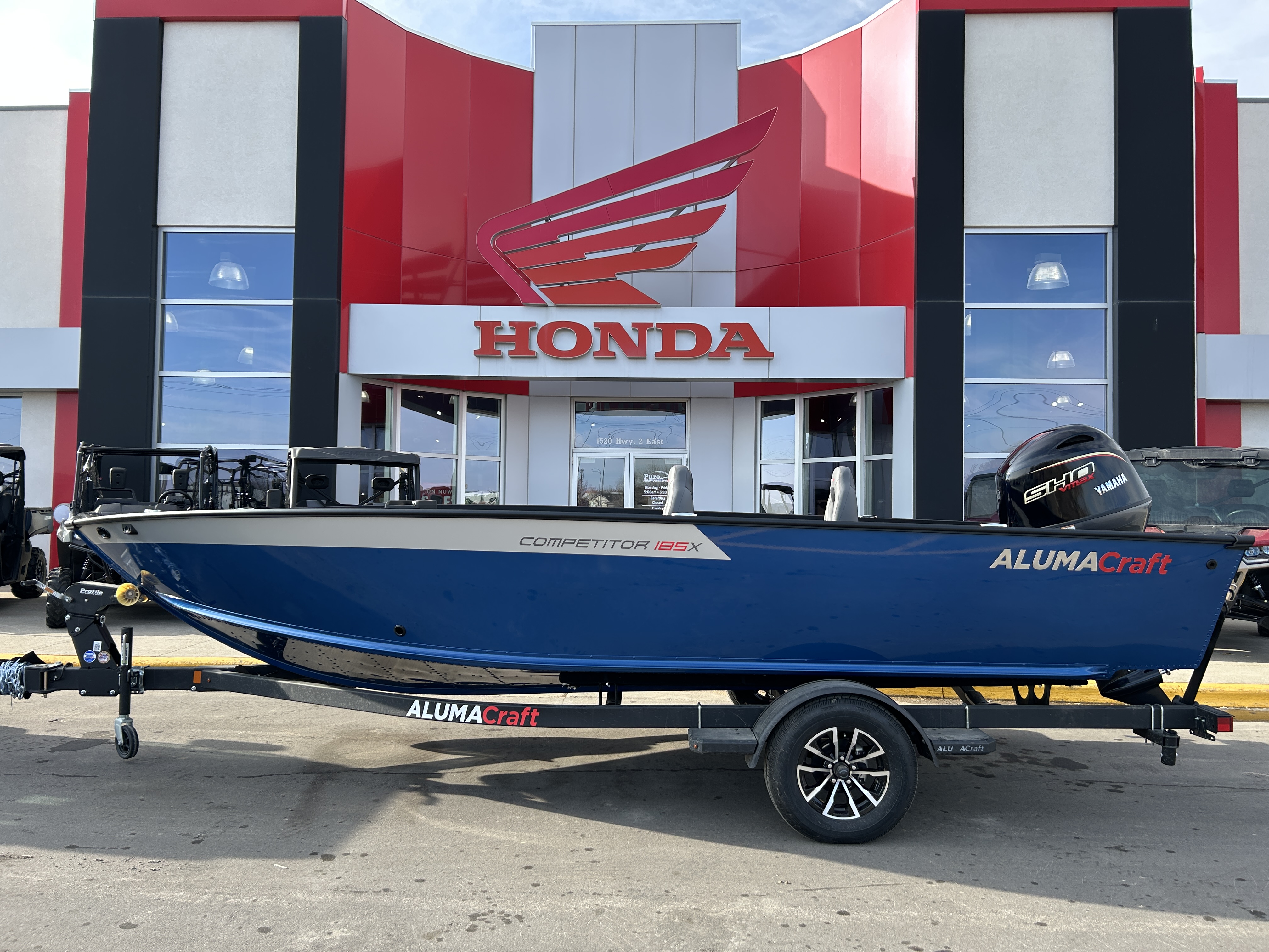 2025 Alumacraft Competitor 185X Tiller w/Yamaha SHO 115hp