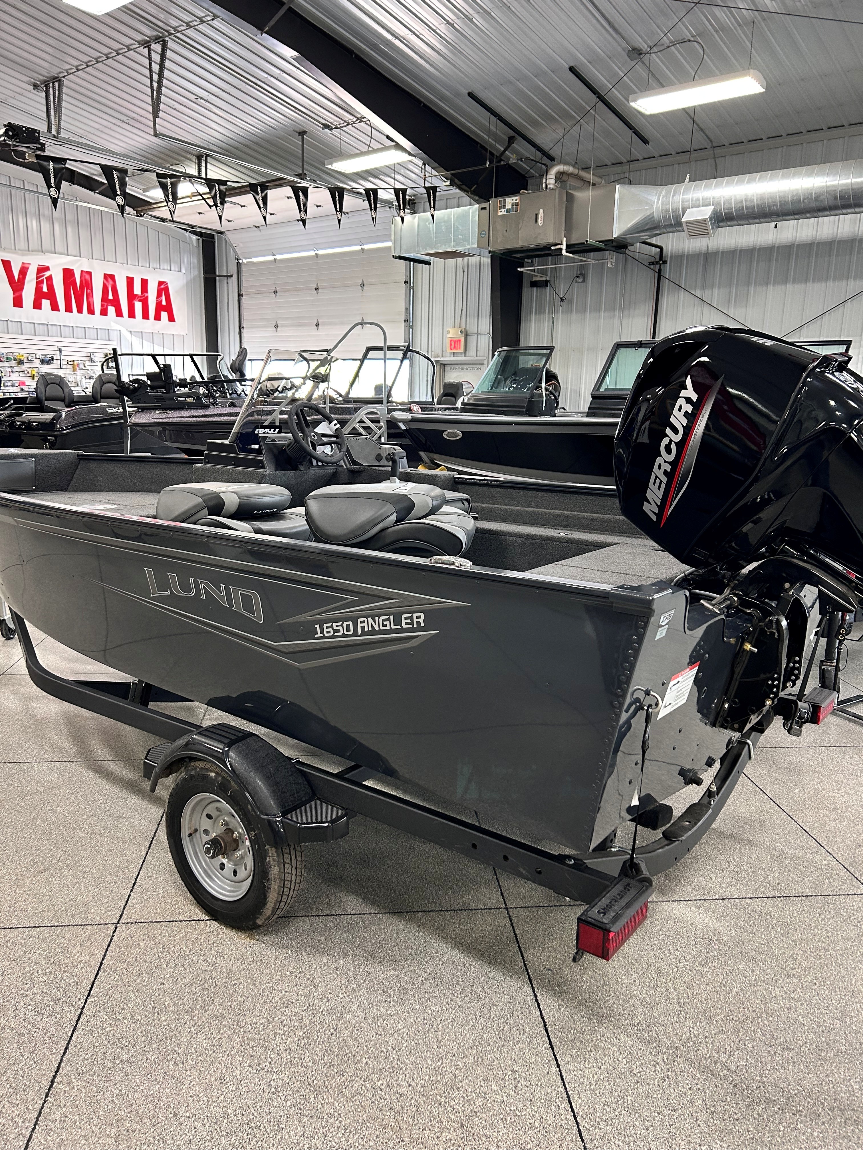 2026 LUND 1650 ANGLER SS