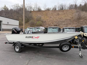 2024 Alumacraft Voyageur 175 Side Console