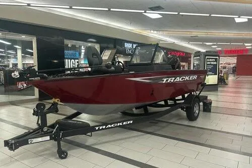2025 Tracker Pro Guide V-175 Combo