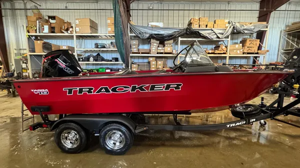 2026 Tracker Targa V-19 WT