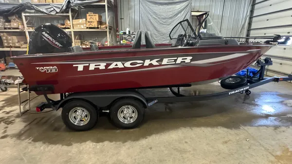 2025 Tracker Targa V-18 Combo