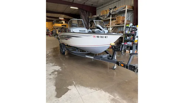 2019 Tracker Targa V-19 WT Tournament Edition