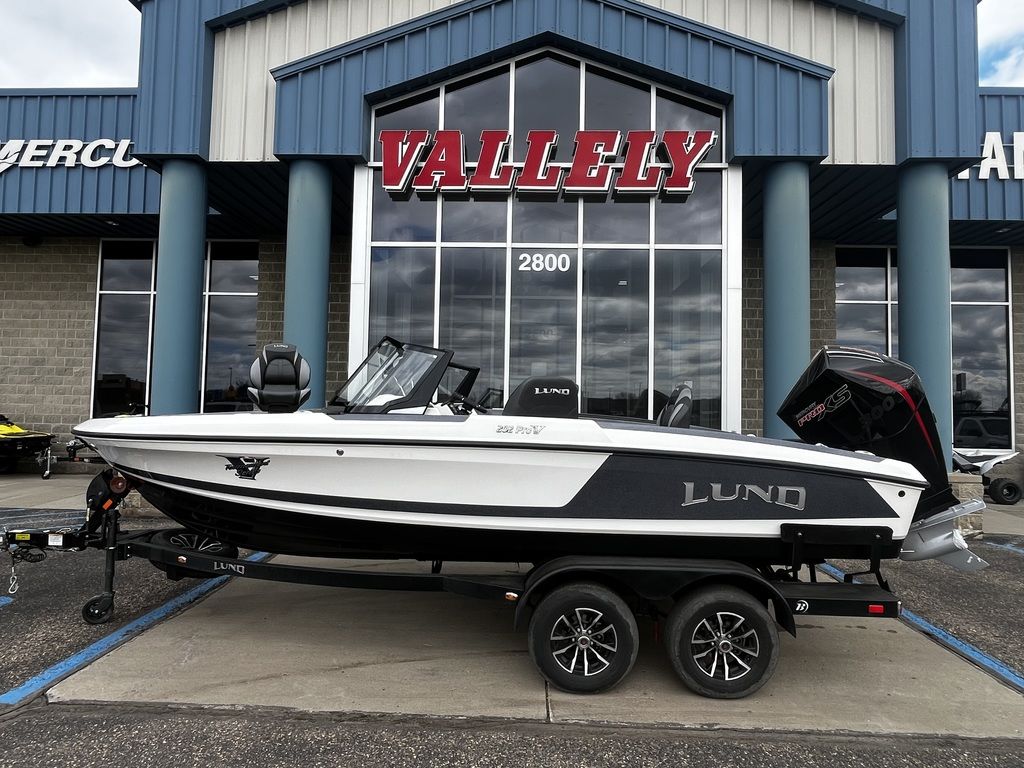 2026 Lund 202 PRO-V GL