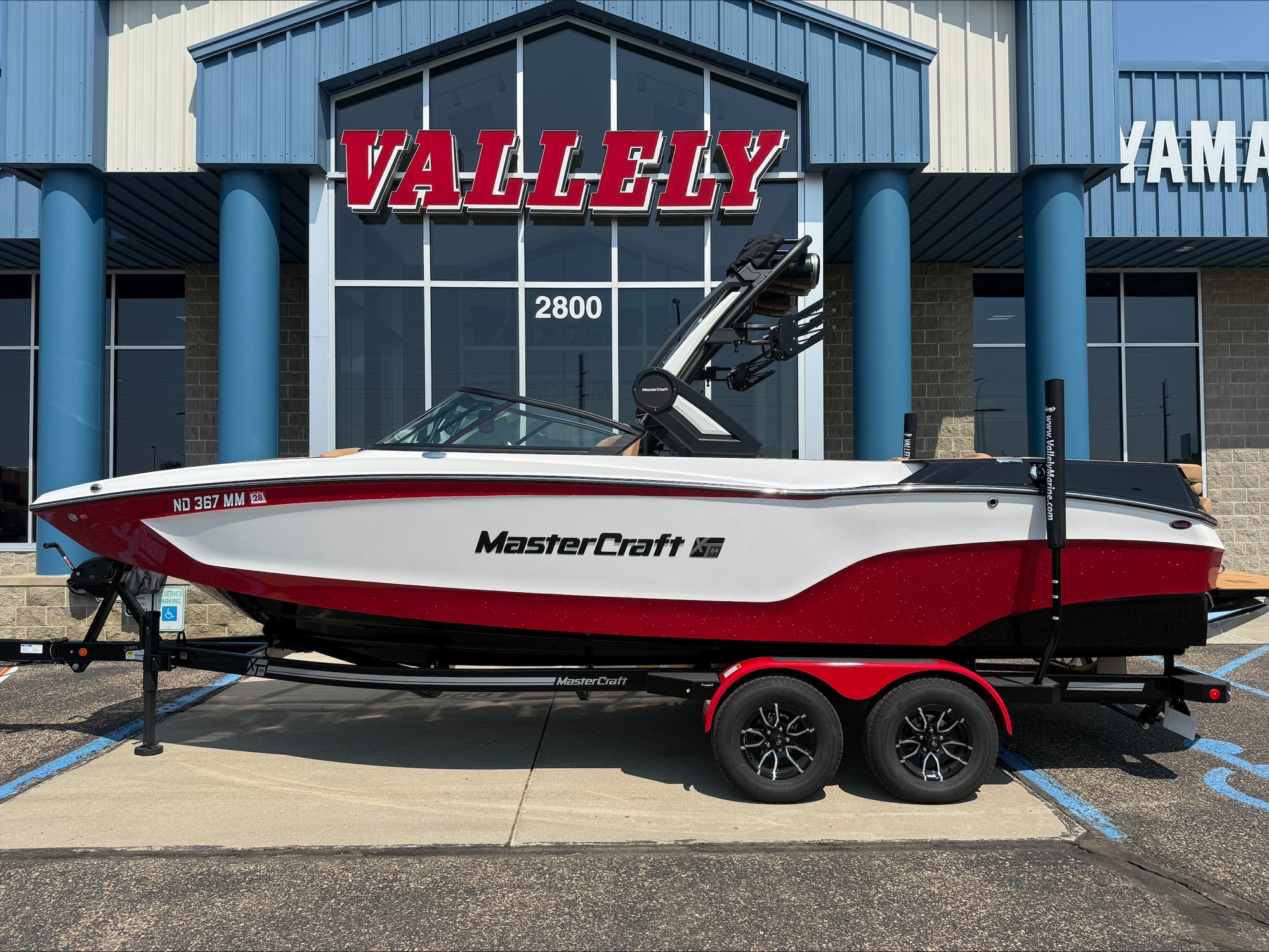 2027 MasterCraft XT24